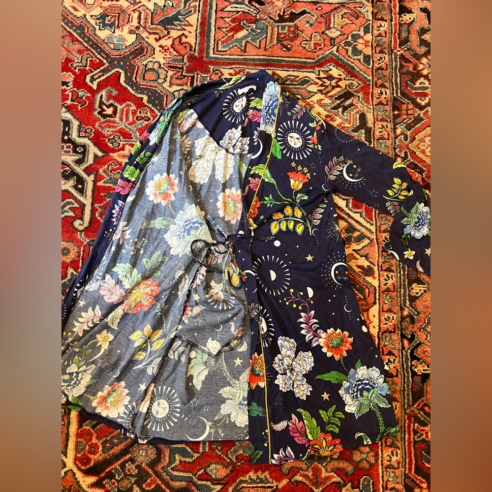 Johnny Was Purple Floral & Celestial Satin Robe - Picture 11 of 12